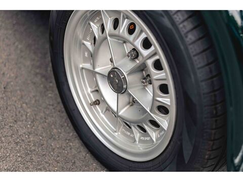 2.0 Convertible 2dr Petrol Manual (2 seat) (172 g/km, 145 bhp)