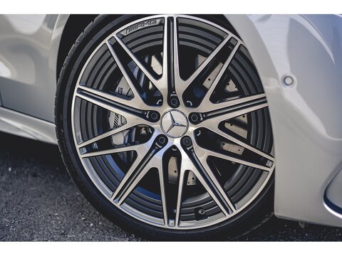2.0 C43 MHEV AMG (Premium Plus) Saloon 4dr Petrol Hybrid G-Tronic+ 4MATIC Euro 6 (s/s) (408 ps)