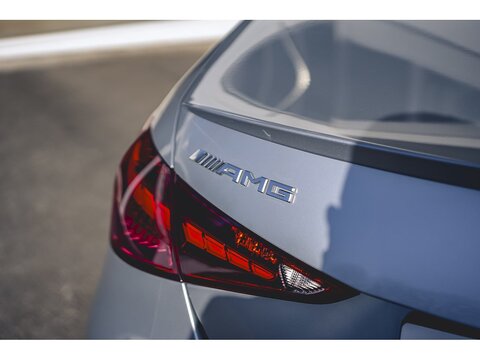 2.0 C43 MHEV AMG (Premium Plus) Saloon 4dr Petrol Hybrid G-Tronic+ 4MATIC Euro 6 (s/s) (408 ps)