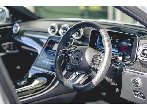 2.0 C43 MHEV AMG (Premium Plus) Saloon 4dr Petrol Hybrid G-Tronic+ 4MATIC Euro 6 (s/s) (408 ps)