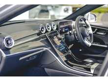 MERCEDES C43 AMG PREMIUM PLUS IN HIGH-TECH SILVER