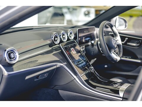 2.0 C43 MHEV AMG (Premium Plus) Saloon 4dr Petrol Hybrid G-Tronic+ 4MATIC Euro 6 (s/s) (408 ps)