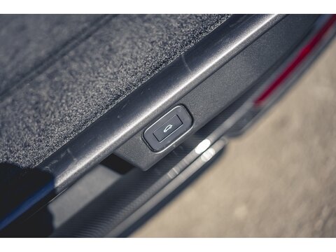 3.0 D350 MHEV SV SUV 5dr Diesel Auto 4WD Euro 6 (s/s) (350 ps)