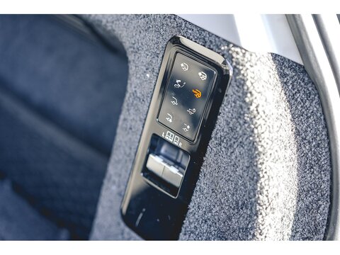 3.0 D350 MHEV SV SUV 5dr Diesel Auto 4WD Euro 6 (s/s) (350 ps)