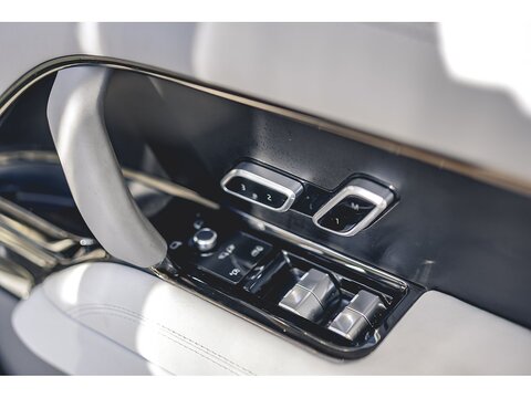 3.0 D350 MHEV SV SUV 5dr Diesel Auto 4WD Euro 6 (s/s) (350 ps)