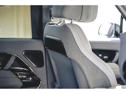 3.0 D350 MHEV SV SUV 5dr Diesel Auto 4WD Euro 6 (s/s) (350 ps)