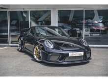 PORSCHE 911 991.2 GT3 CLUBSPORT IN JET BLACK