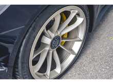 PORSCHE 911 991.2 GT3 CLUBSPORT IN JET BLACK