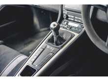 PORSCHE 911 991.2 GT3 CLUBSPORT IN JET BLACK