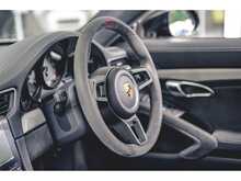 PORSCHE 911 991.2 GT3 CLUBSPORT IN JET BLACK