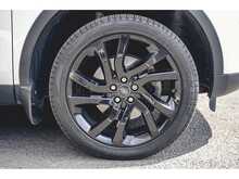 LAND ROVER DISCOVERY SPORT IN FIJI WHITE