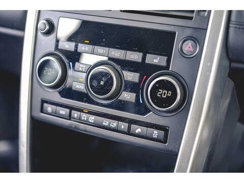 2.0 TD4 HSE Black SUV 5dr Diesel Auto 4WD Euro 6 (s/s) (180 ps)