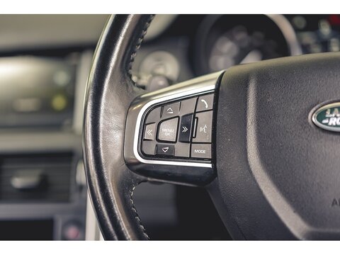 2.0 TD4 HSE Black SUV 5dr Diesel Auto 4WD Euro 6 (s/s) (180 ps)