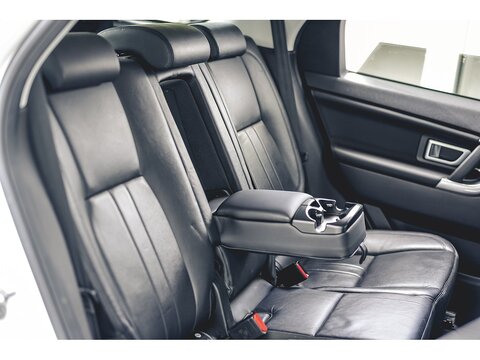2.0 TD4 HSE Black SUV 5dr Diesel Auto 4WD Euro 6 (s/s) (180 ps)