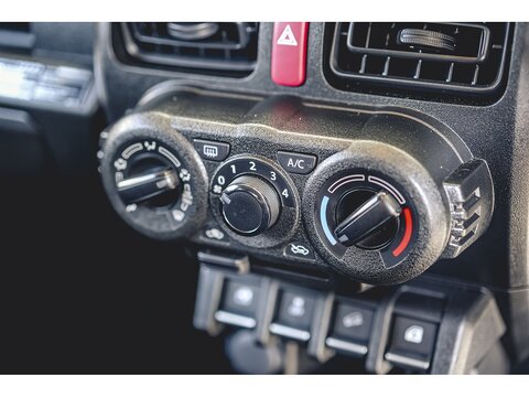 1.5 LCV 3dr Petrol Manual ALLGRIP Euro 6 (101 ps)