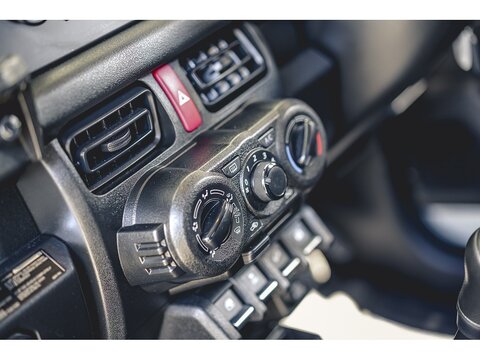 1.5 LCV 3dr Petrol Manual ALLGRIP Euro 6 (101 ps)