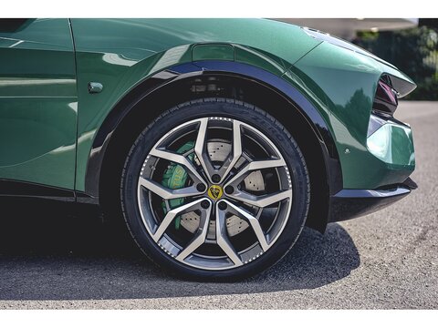 112kWh R SUV 5dr Electric Auto 4WD (Dual Motor) (917 ps)