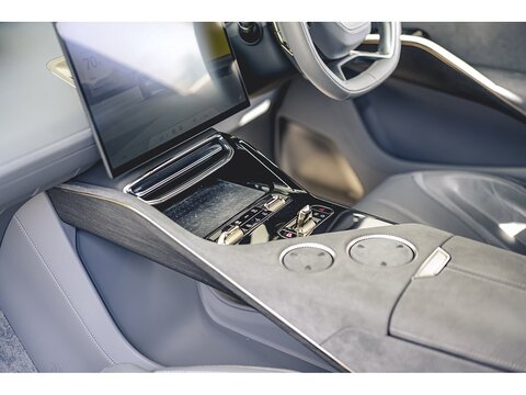 112kWh R SUV 5dr Electric Auto 4WD (Dual Motor) (917 ps)