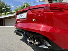 Jaguar F-Type V8 R