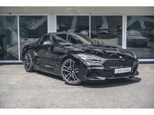 BMW Z4 30i IN SAPPHIRE BLACK