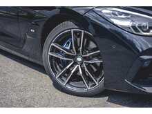 BMW Z4 30i IN SAPPHIRE BLACK