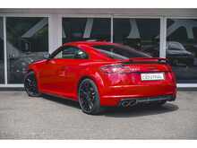 AUDI TTS FINISHED IN TANGO RED