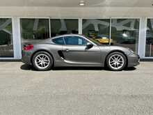 PORSCHE CAYMAN FINISHED IN AGATE GREY