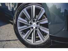 Land Rover Range Rover P550e Autobiography 