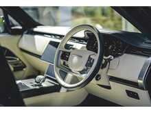 Land Rover Range Rover P550e Autobiography 