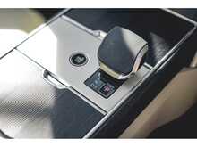 Land Rover Range Rover P550e Autobiography 