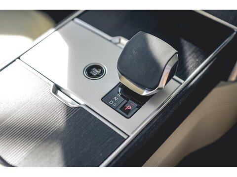 3.0 P550e 38.2kWh Autobiography SUV 5dr Petrol Plug-in Hybrid Auto 4WD Euro 6 (s/s) (550 ps)