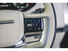 Land Rover Range Rover P550e Autobiography 