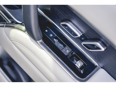 3.0 P550e 38.2kWh Autobiography SUV 5dr Petrol Plug-in Hybrid Auto 4WD Euro 6 (s/s) (550 ps)