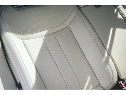 3.0 P550e 38.2kWh Autobiography SUV 5dr Petrol Plug-in Hybrid Auto 4WD Euro 6 (s/s) (550 ps)