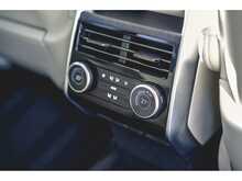 Land Rover Range Rover P550e Autobiography 