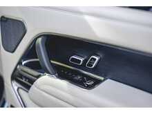Land Rover Range Rover P550e Autobiography 