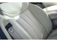 Land Rover Range Rover P550e Autobiography 