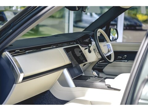 3.0 P550e 38.2kWh Autobiography SUV 5dr Petrol Plug-in Hybrid Auto 4WD Euro 6 (s/s) (550 ps)