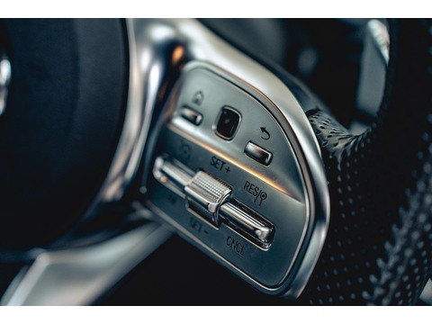 2.0 A35 AMG (Premium) Hatchback 5dr Petrol 7G-DCT 4MATIC Euro 6 (s/s) (306 ps)