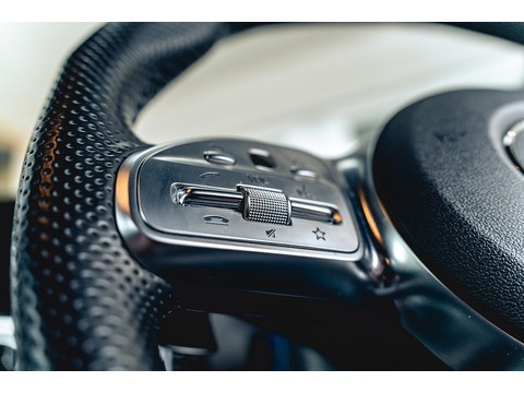 2.0 A35 AMG (Premium) Hatchback 5dr Petrol 7G-DCT 4MATIC Euro 6 (s/s) (306 ps)