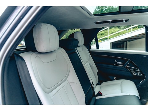 3.0 P440e 38.2kWh Autobiography SUV 5dr Petrol Plug-in Hybrid Auto 4WD Euro 6 (s/s) (440 ps)