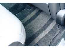 RANGE ROVER SPORT P440E FINISHED IN