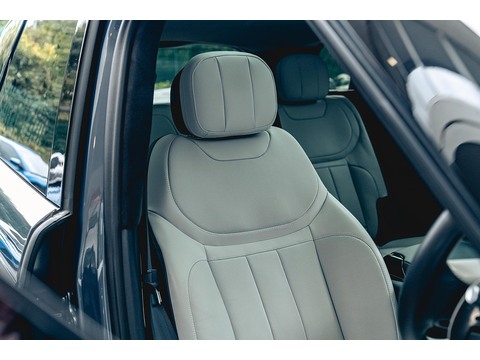 3.0 P440e 38.2kWh Autobiography SUV 5dr Petrol Plug-in Hybrid Auto 4WD Euro 6 (s/s) (440 ps)