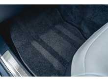 RANGE ROVER SPORT P440E FINISHED IN