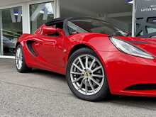 LOTUS ELISE 1.6 IN ARDENT RED