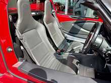LOTUS ELISE 1.6 IN ARDENT RED