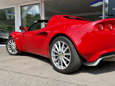 Touring Convertible 1.6 Manual Petrol