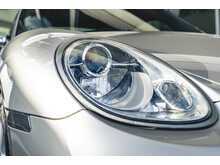 PORSCHE CAYMAN S IN ARTIC SILVER
