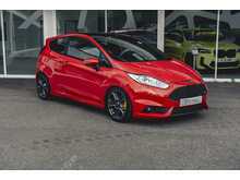 FORD FIESTA ST FINISHED IN MOLTEN ORANGE