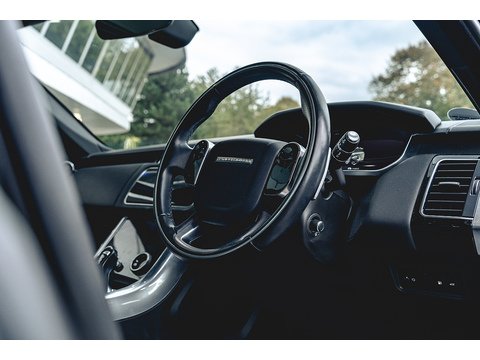 2.0 P400e 13.1kWh HSE Dynamic Black SUV 5dr Petrol Plug-in Hybrid Auto 4WD Euro 6 (s/s) (404 ps)